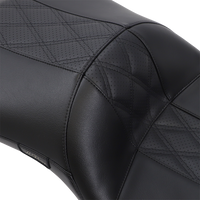 LE PERA Maverick Daddy Long Legs Seat Black w/ Black HR Inlay Double Diamond FL '08-'22 LK957DLHR2