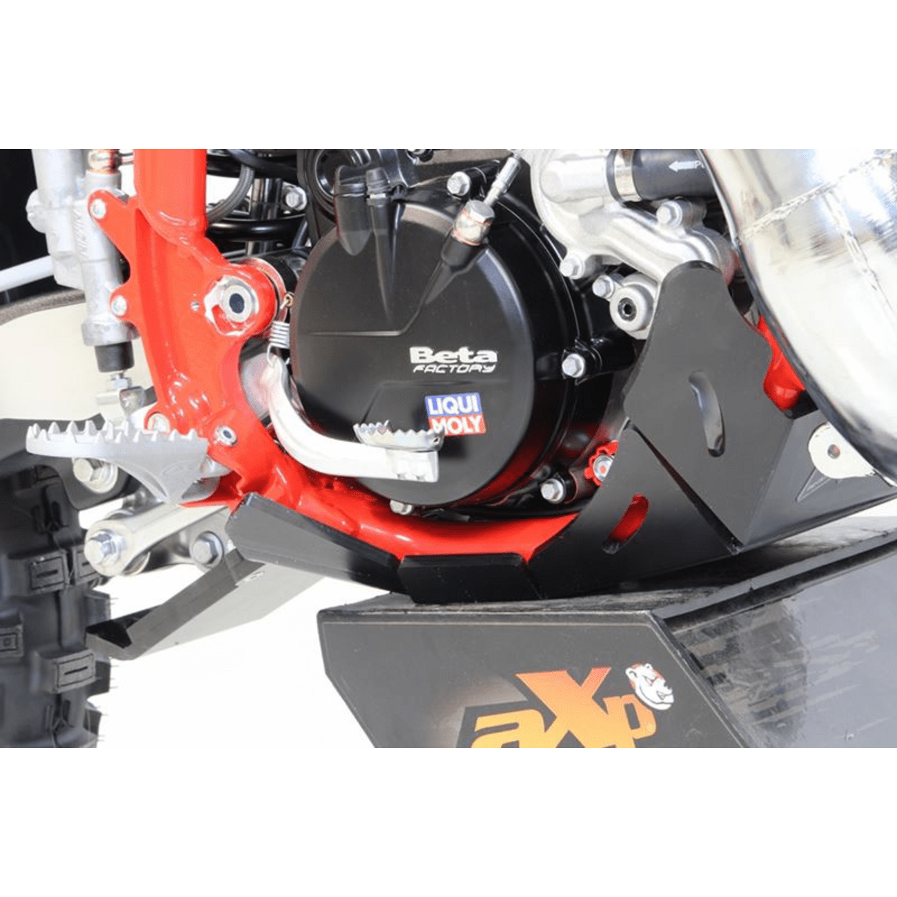 AXP RACING Xtrem Skid Plate Black Beta AX1562