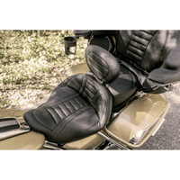 MUSTANG Removable Driver Backrest Tuck and Roll 79012