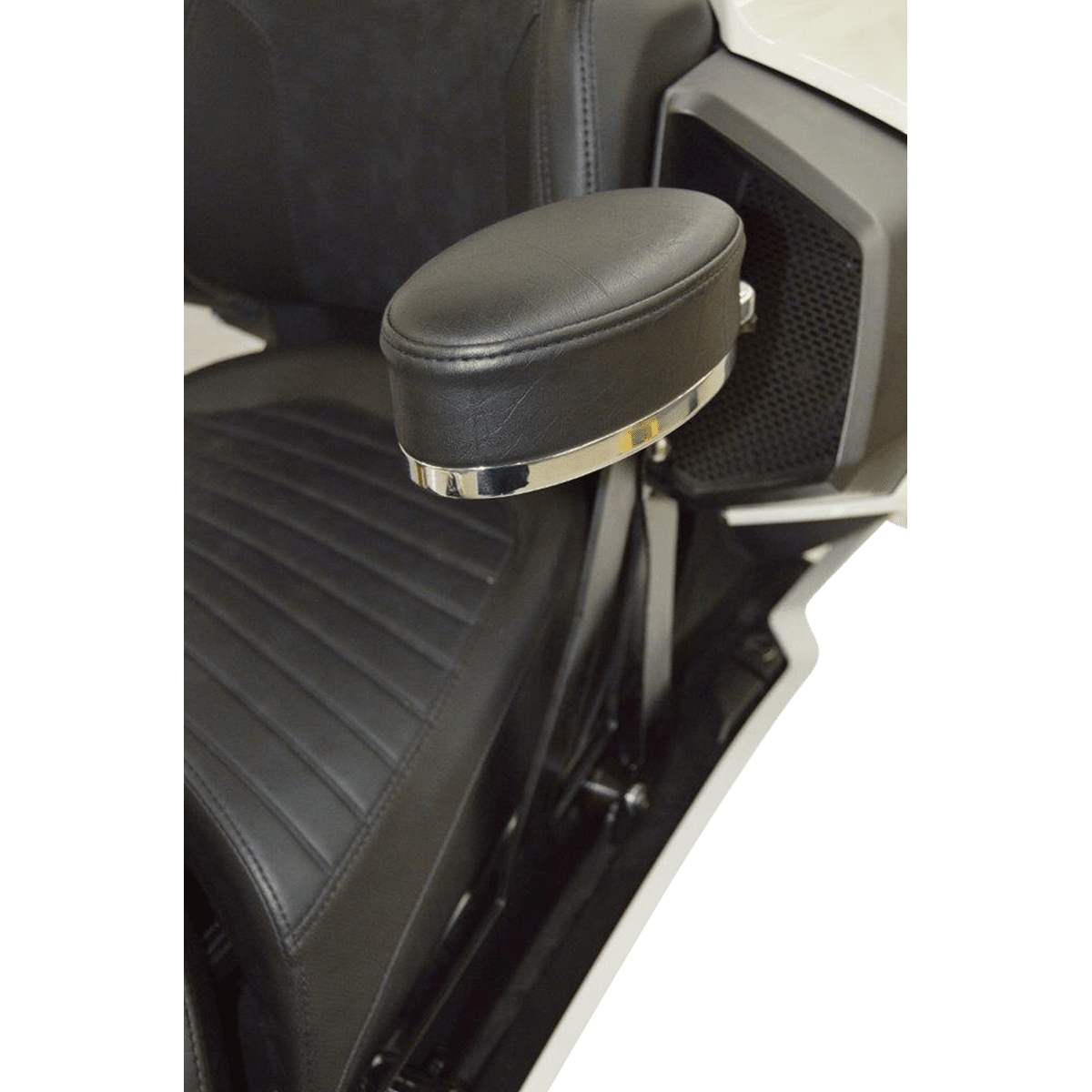 RIVCO PRODUCTS Passenger Armrest Black Spyder F3094