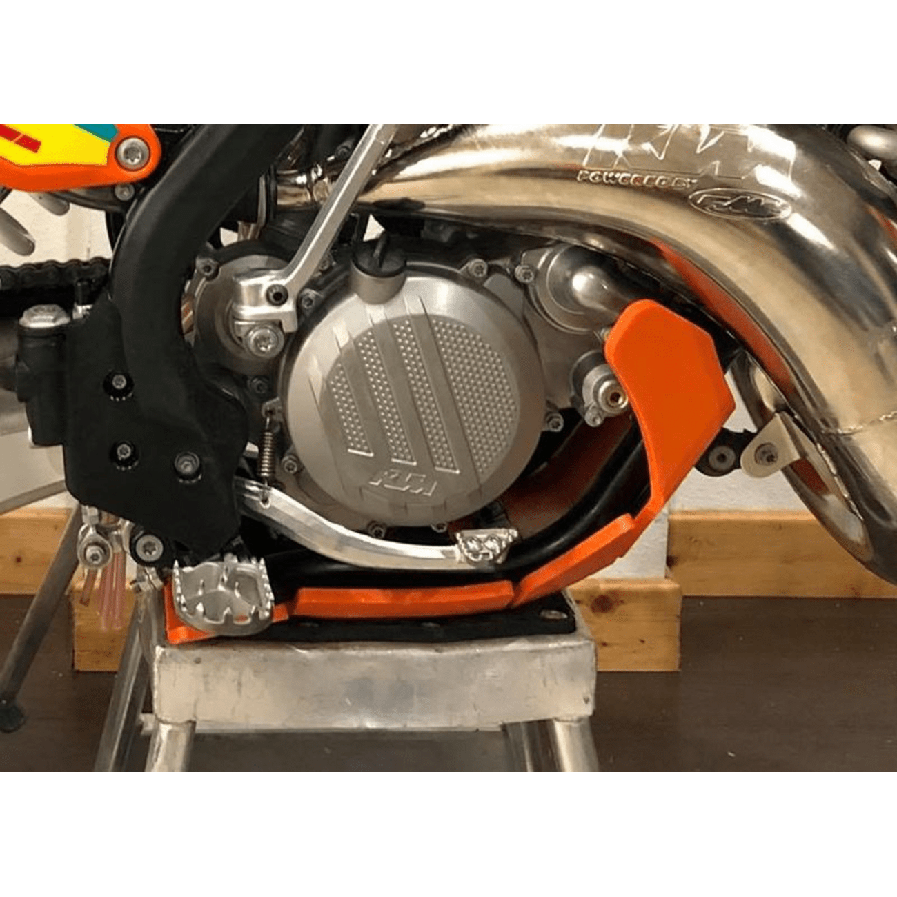 AXP RACING Xtrem Skid Plate Orange KTM AX1448