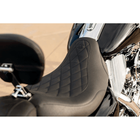 MUSTANG Wide Tripper™ Solo Seat With Removable Driver Backrest '08+ 79725