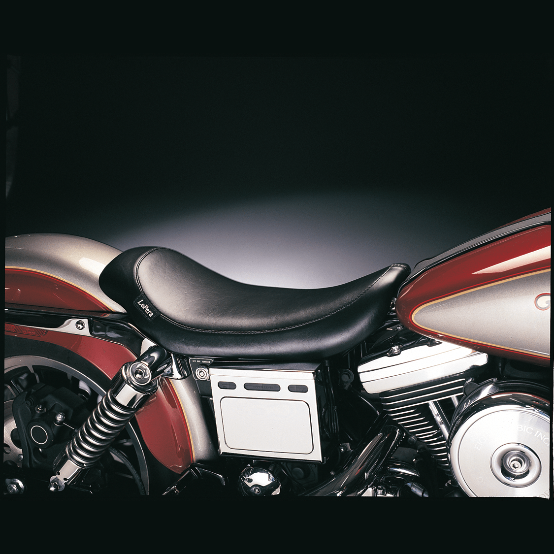 LE PERA Silhouette Solo Seat Smooth Black Dyna '96-'03 LN851