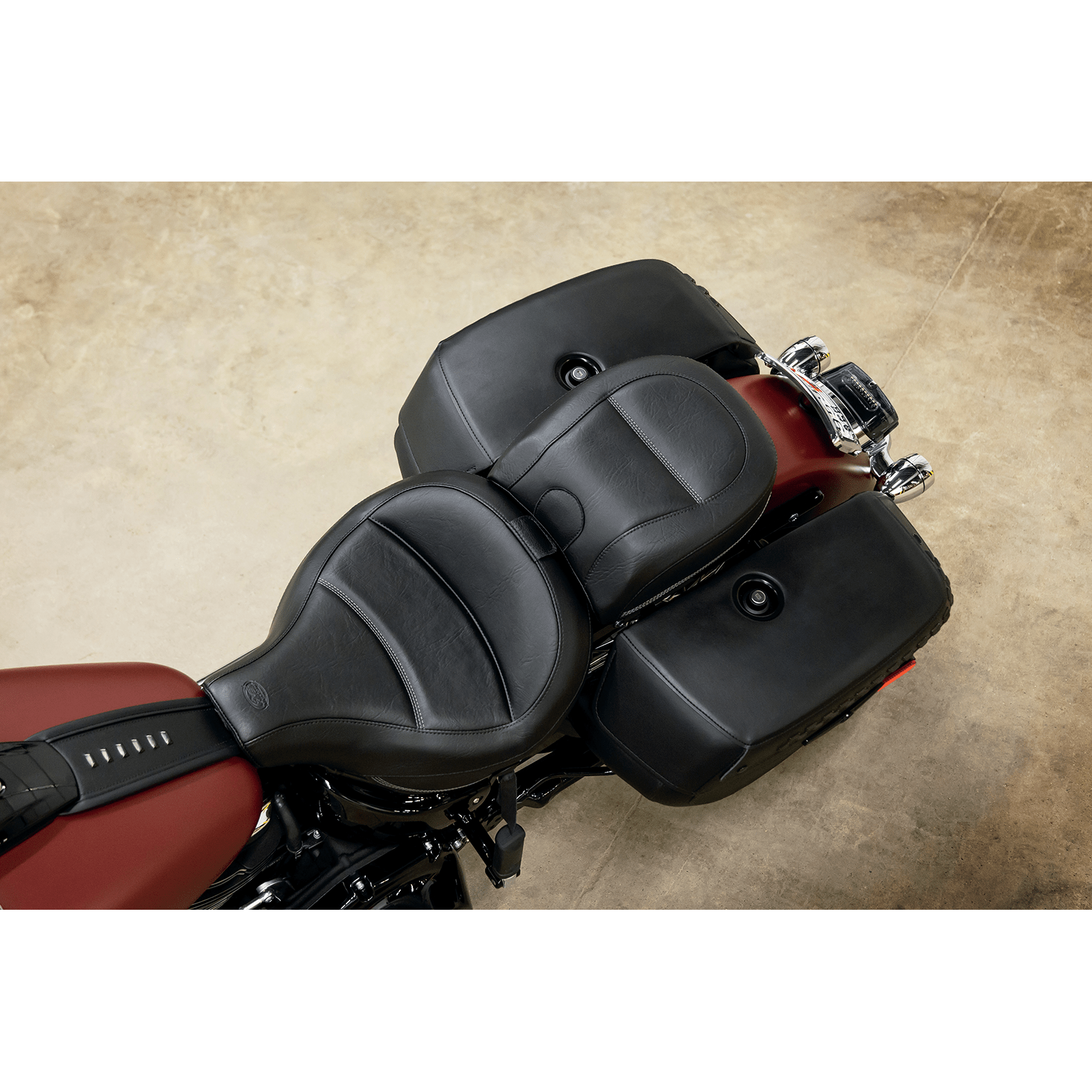 MUSTANG Max Profile Solo Touring Seat with Driver Backrest Black Original FLHC/FLDE 79330