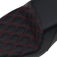 SADDLEMEN Step-Up Seat Front Lattice Stitch/With Red Stitching Black XL 80711172RD