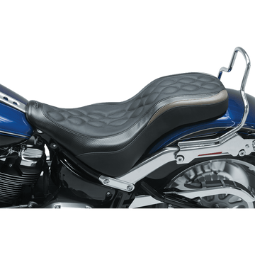 MUSTANG Day Tripper™ Seat Double Helix Stitch FLFB '18-'21 75836