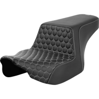 SADDLEMEN Step-Up Seat Front Honeycomb Silver Stitching FL '23-'24