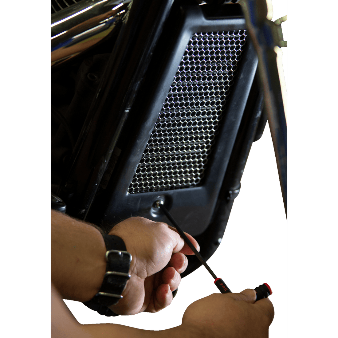 KLOCK WERKS Oil Cooler Guard Black Softail