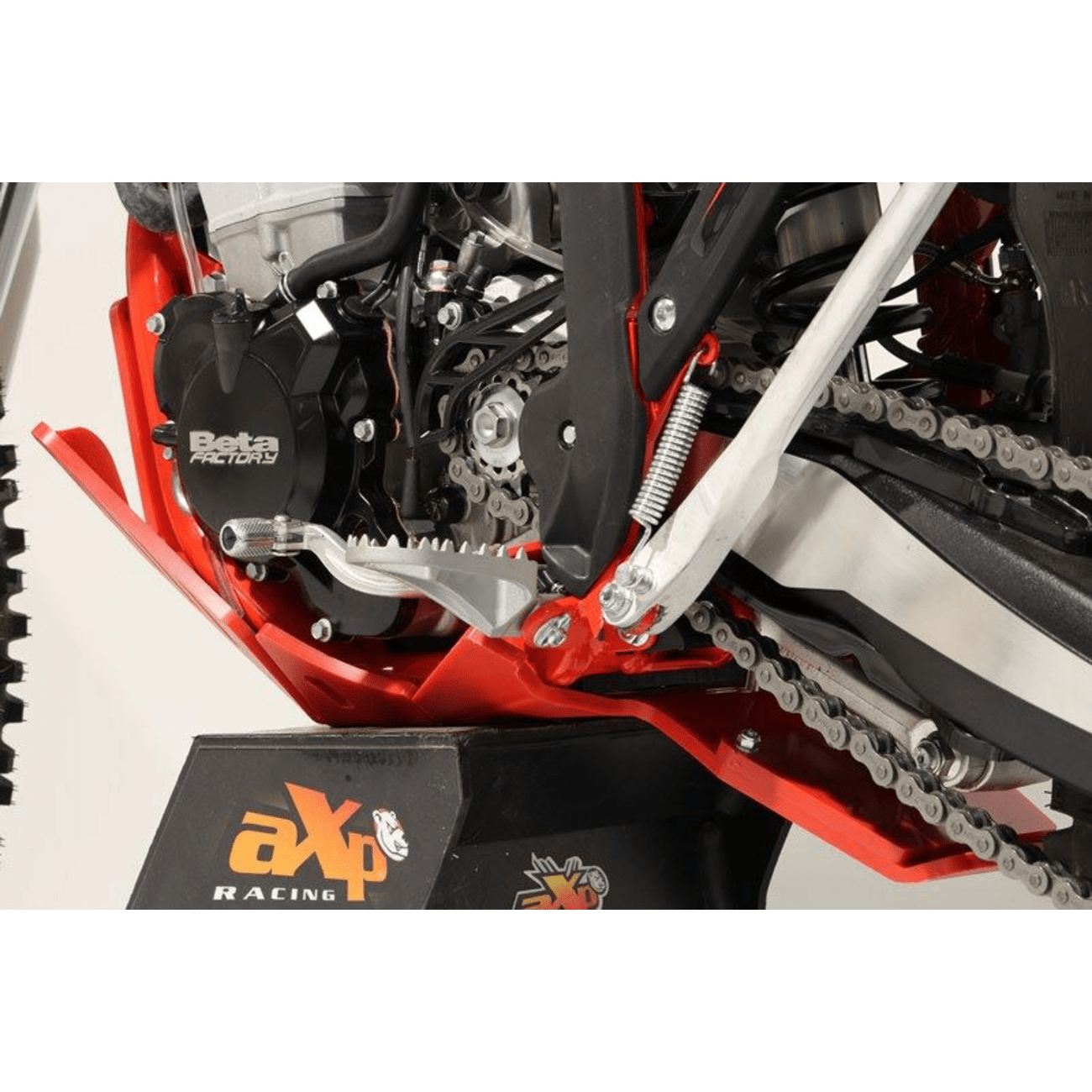 AXP RACING Xtrem Skid Plate Red Beta AX1558