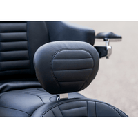 MUSTANG Removable Driver Backrest Tuck and Roll 79012