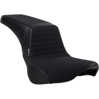 LE PERA Kickflip Seat Pleated w/ Gripp Tape Black Softail '18-'23 LYR590PTGP