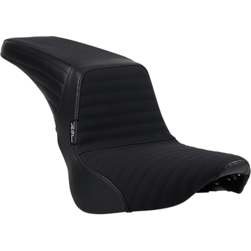 LE PERA Kickflip Seat Pleated w/ Gripp Tape Black Softail '18-'23 LYR590PTGP