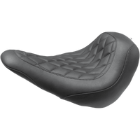 MUSTANG Wide Tripper Seat Diamond 83044