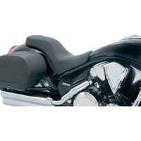 MUSTANG Day Tripper™ Seat Plain VT1300C '10-'17 76642