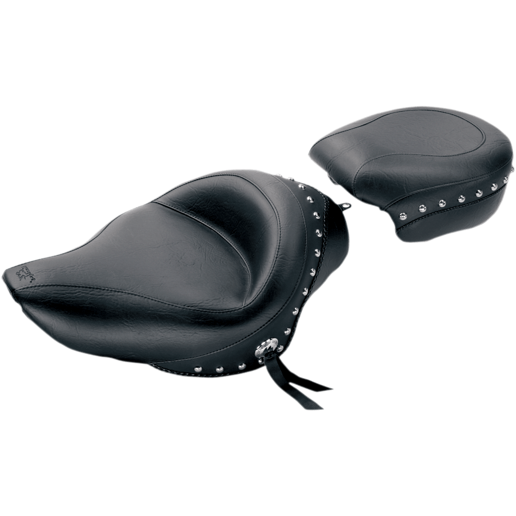 MUSTANG Wide Studded Solo Seat XL '04-'21 76151