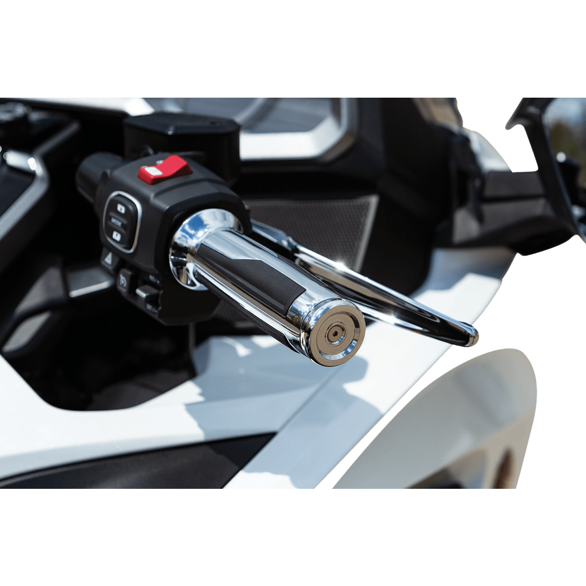 KURYAKYN Grips Omni Gold Wing Chrome 6764