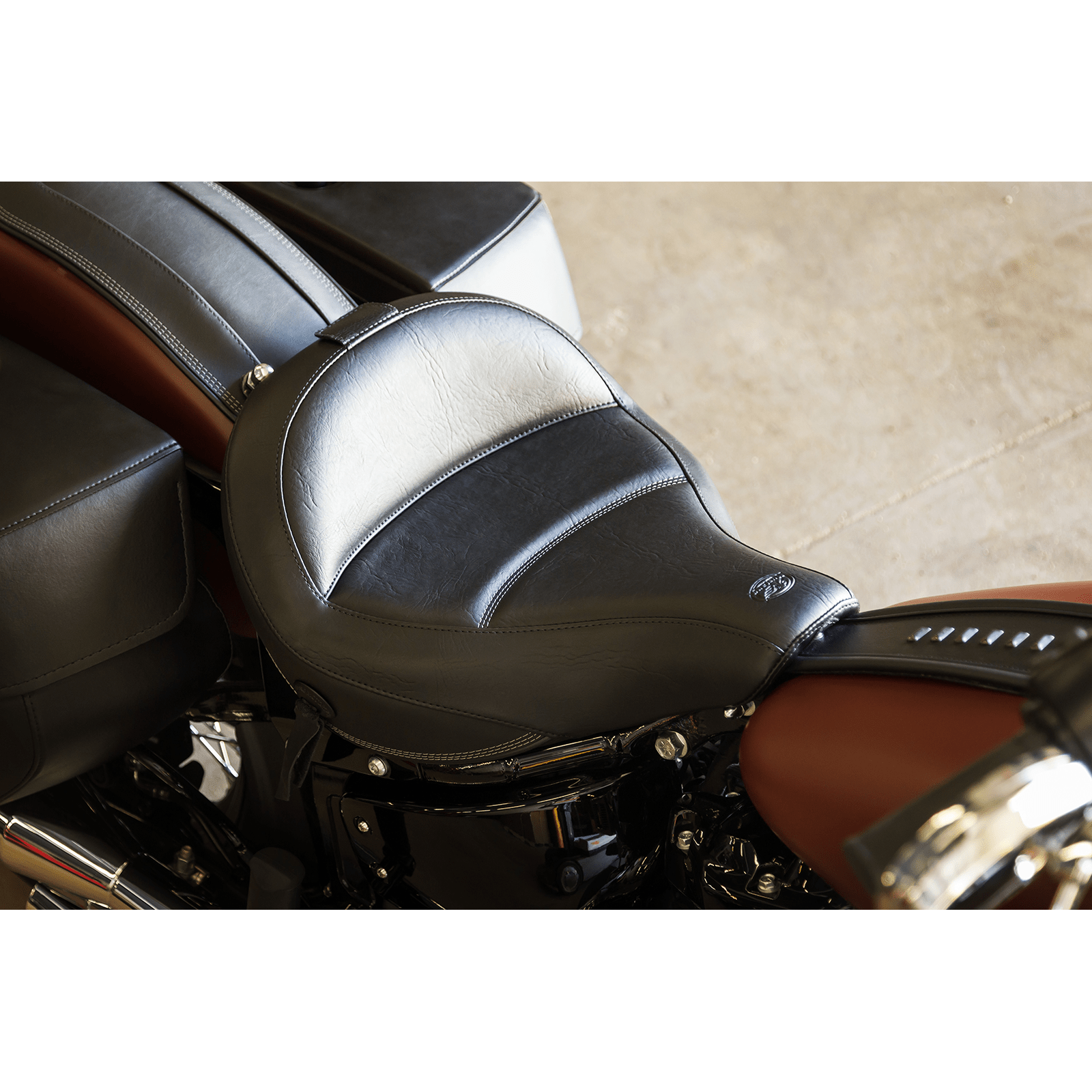 MUSTANG Max Profile Solo Touring Seat with Driver Backrest Black Original FLHC/FLDE 79330